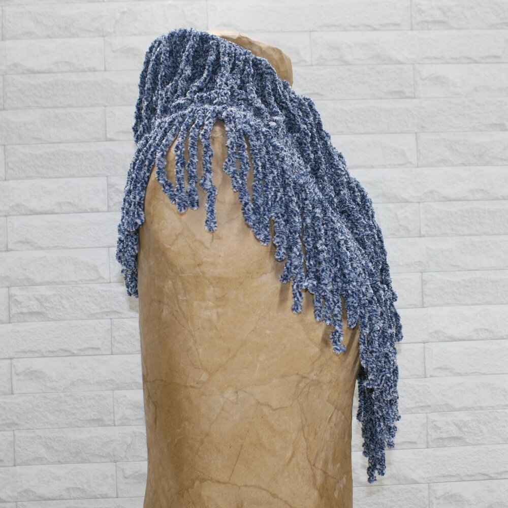 HAND CRAFTED Scarf Infinity Chenille Shawl Turtleneck Fringe Oversized Blue - Picture 3 of 15